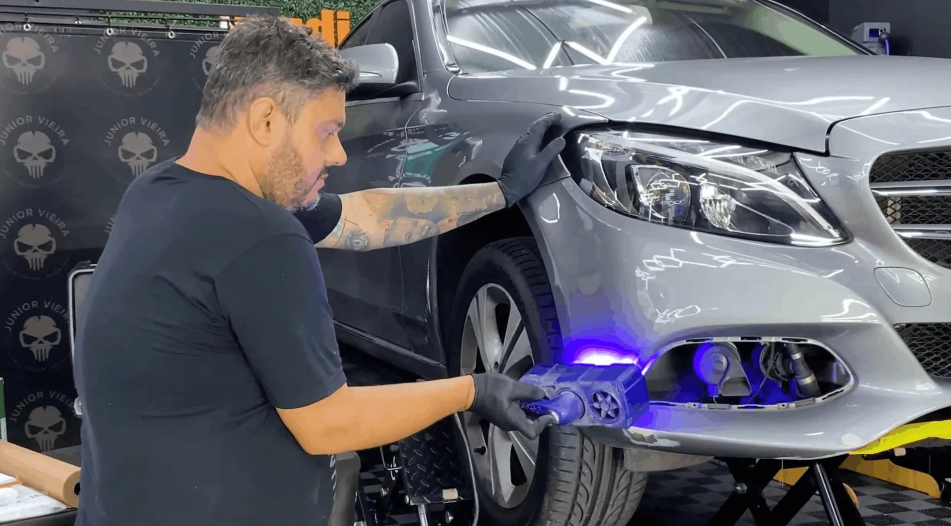Reparo UV na Mercedes